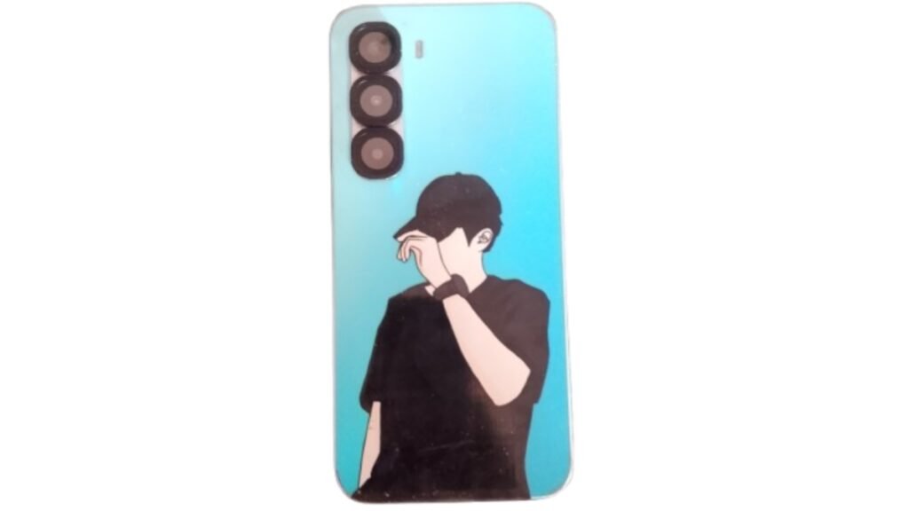 Phone back case with anime character design and triple camera